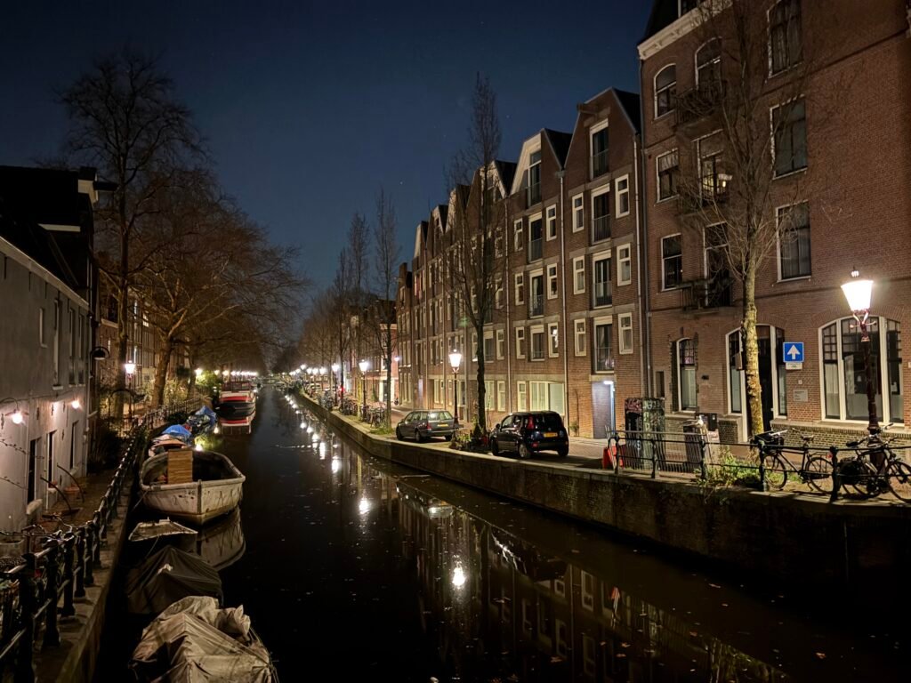 Canal Photo
